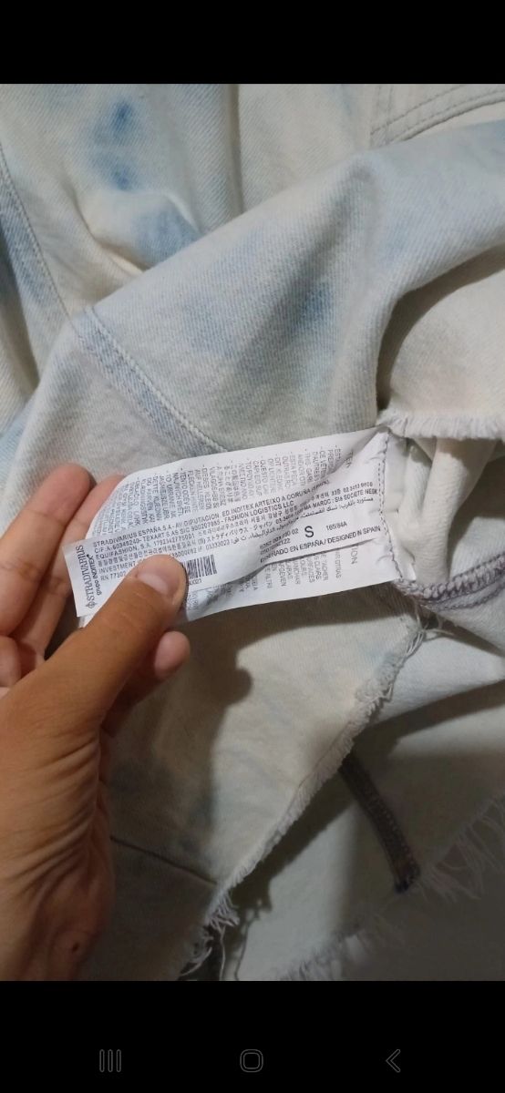 Abito in denim con spalline Stradivarius