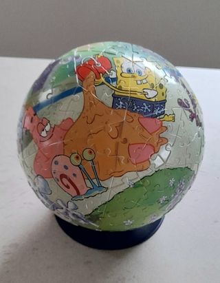 Puzzle esférico Bob Esponja.