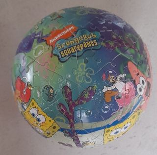 Puzzle esférico Bob Esponja.