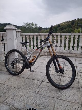 Commencal Supreme V4