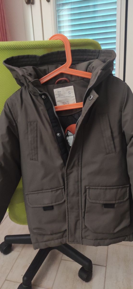 Giubbotto invernale bimbo 5-6 anni