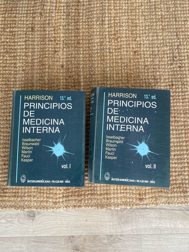 2 Libros de medicina Harrison
