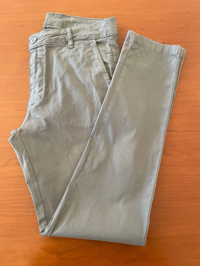 Pantalon chino slim Zara
