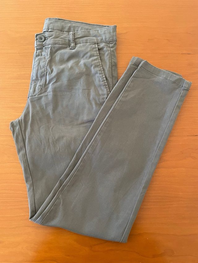 Pantalon chino slim Zara