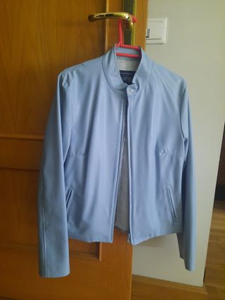 Cazadora polipiel azul