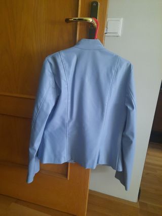 Cazadora polipiel azul
