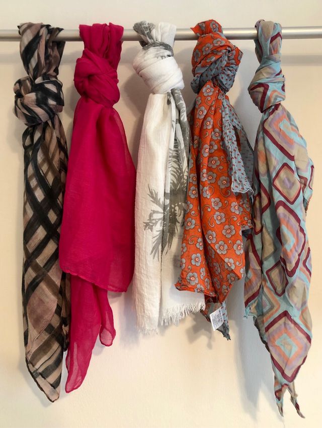 Foulard vari colori e misure