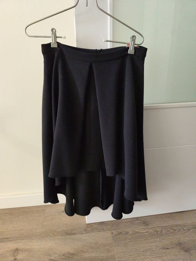 Falda negra Dolores Promesas