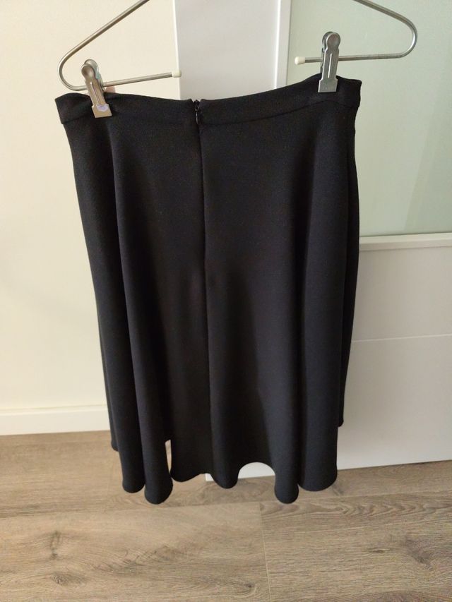 Falda negra Dolores Promesas