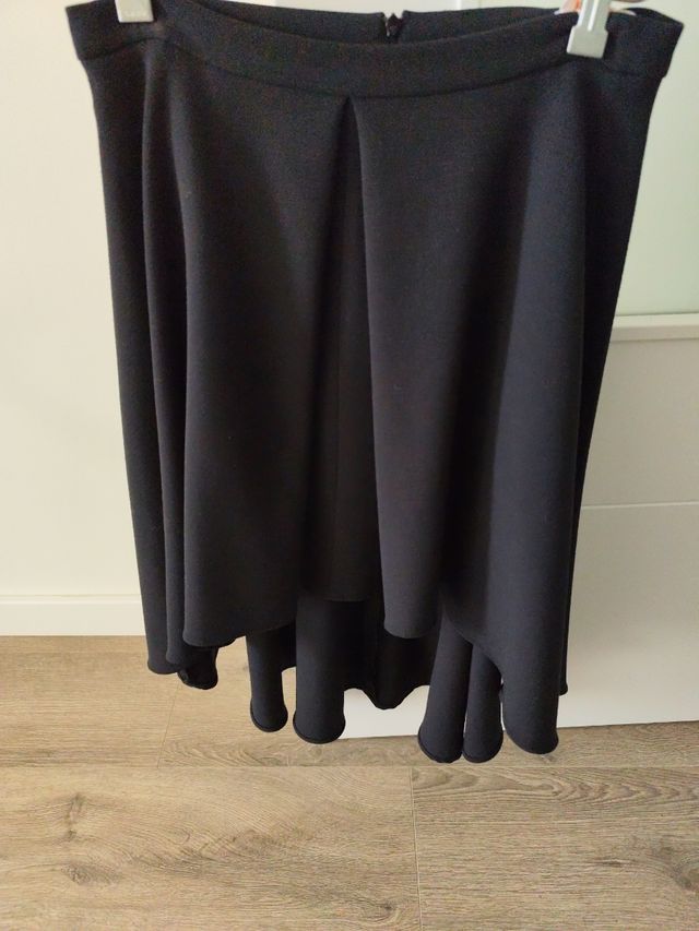 Falda negra Dolores Promesas