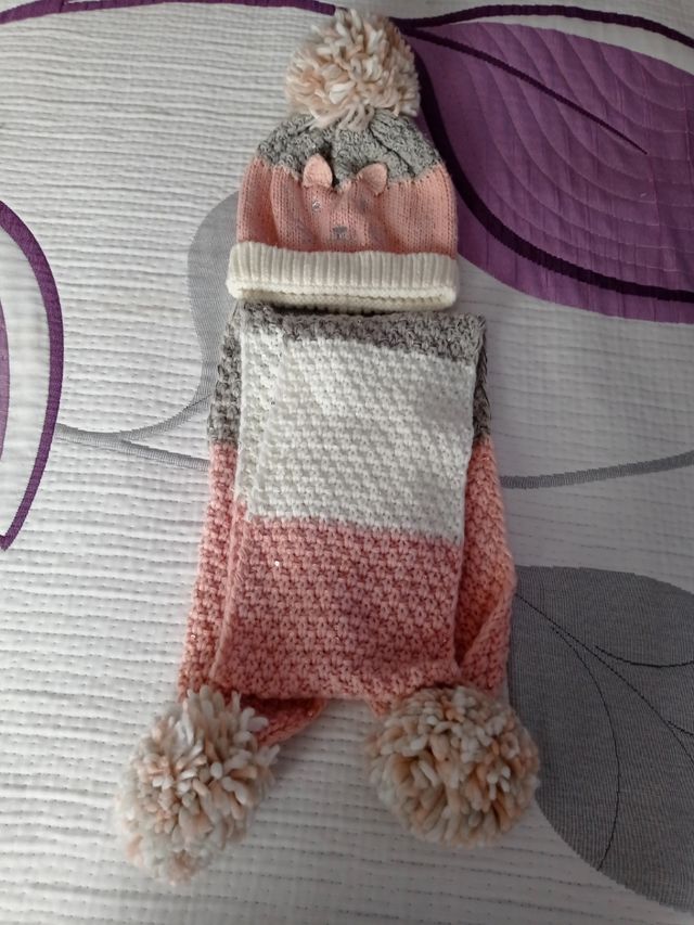 Conjunto gorro y bufanda niña