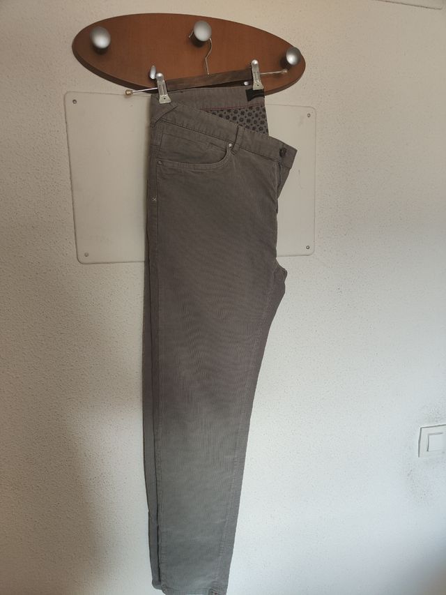 Pantalón Zara jeans pana