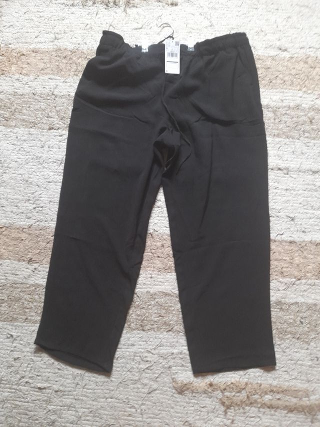 Pantalon ancho Violeta sin estrenar