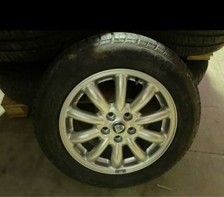 Llantas jaguar  ford volvo stype o xtype
