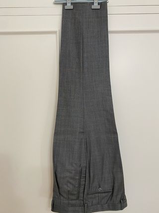 Traje Emidio Tucci, Corte Inglés,  gris con lineas