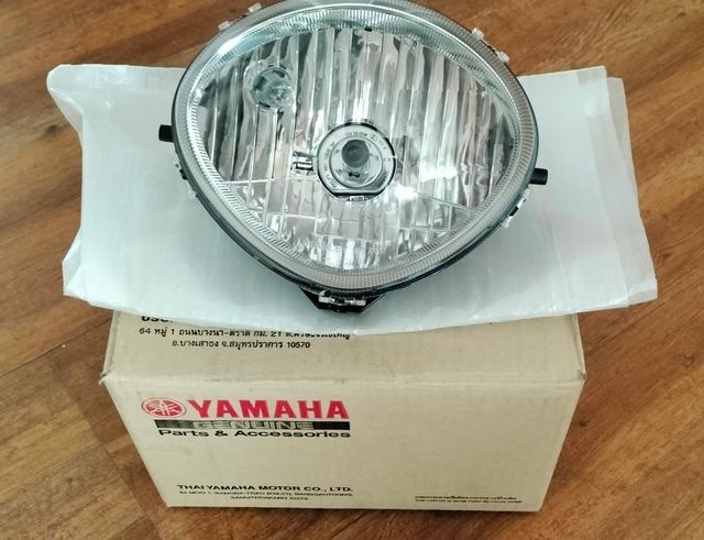 Faro delantero Yamaha Delight