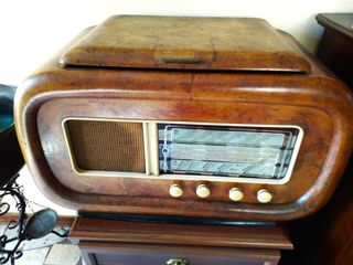Radio con giradisci primi anni '60