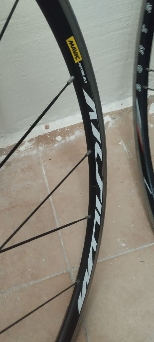 Vendo llantas Mavic Aksium