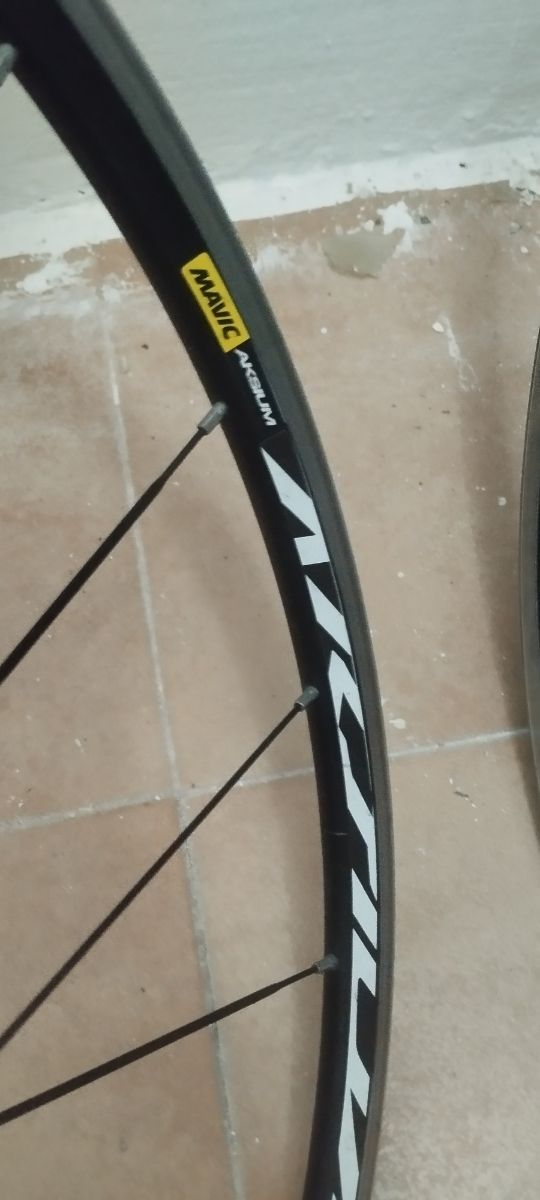 Vendo llantas Mavic Aksium