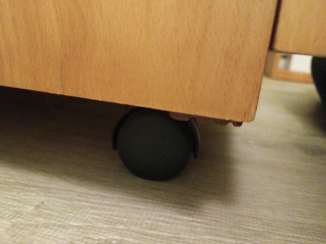 Mesilla cajonera con ruedas