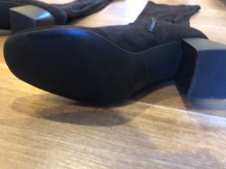 Botas altas negras nuevas