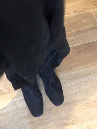 Botas altas negras nuevas