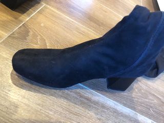 Botas altas negras nuevas