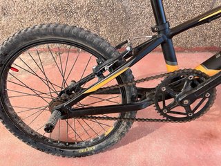 Bicicleta monty bmx
