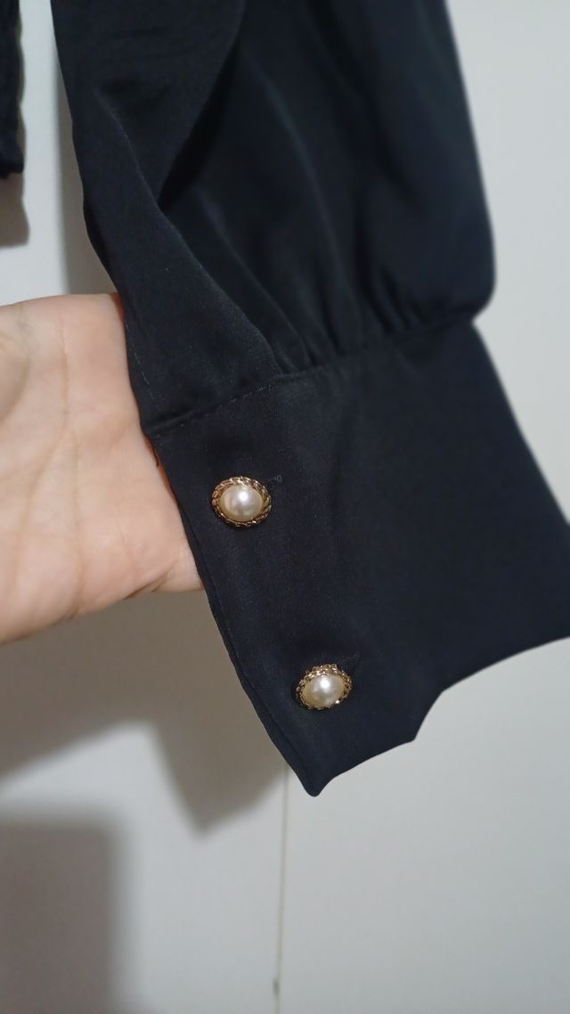 Camicia nera effetto corsetto