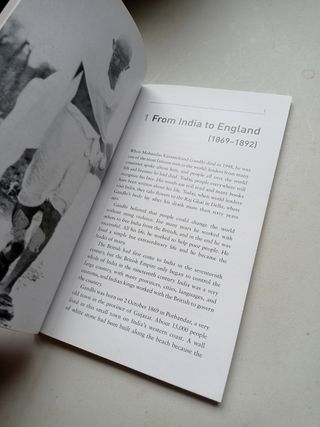 Oxford Bookworms Factfiles: Gandhi: Level 4: 1400-Word Vocabulary (Oxford Bookworms Library Factfiles: Stage 4, 4)
