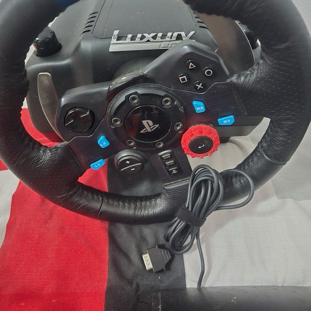 Volante G29 +Pedales+Palanca de cambio