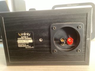 Altavoz central Infinity
