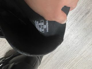 Botas piel negra talla 38 mujer de Pull and Bear