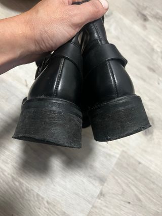 Botas piel negra talla 38 mujer de Pull and Bear