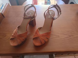 Zapatos de vestir 25€, antes 89€