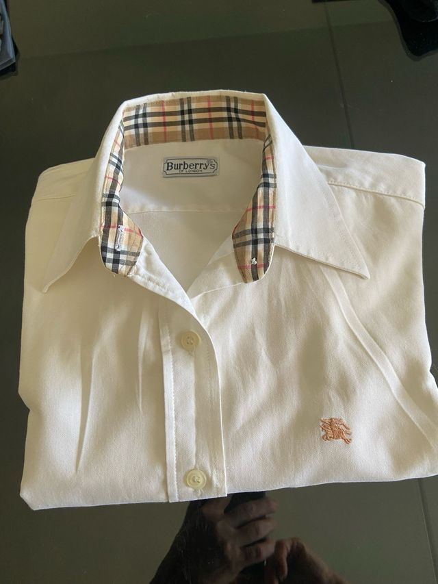 Camisas de marca ,Zara , Burberrys , Pull. BEAR