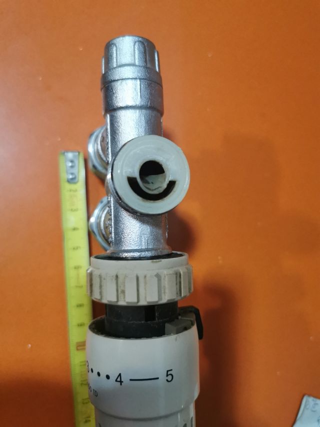 Llave termostatica para calefaccion