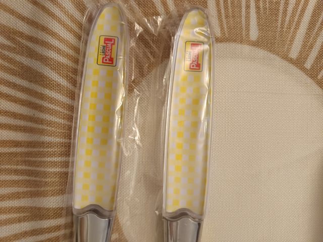 SET cuchillo y tenedor Leche Pascual