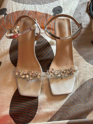 Sandalias con correa