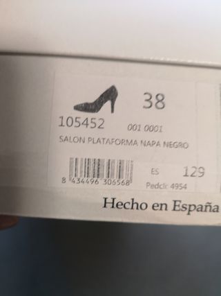 Zapato negro piel sin estrenar cuplé