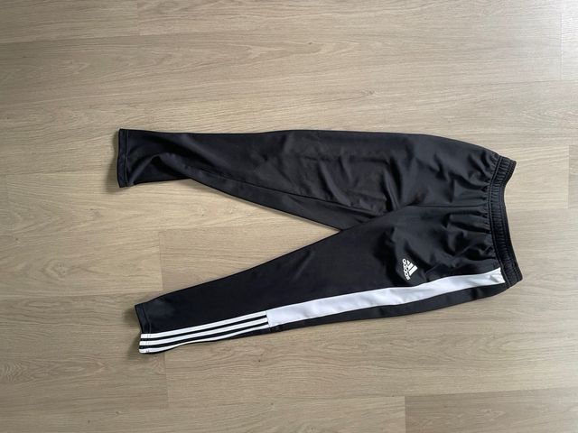 Pantalones adidas
