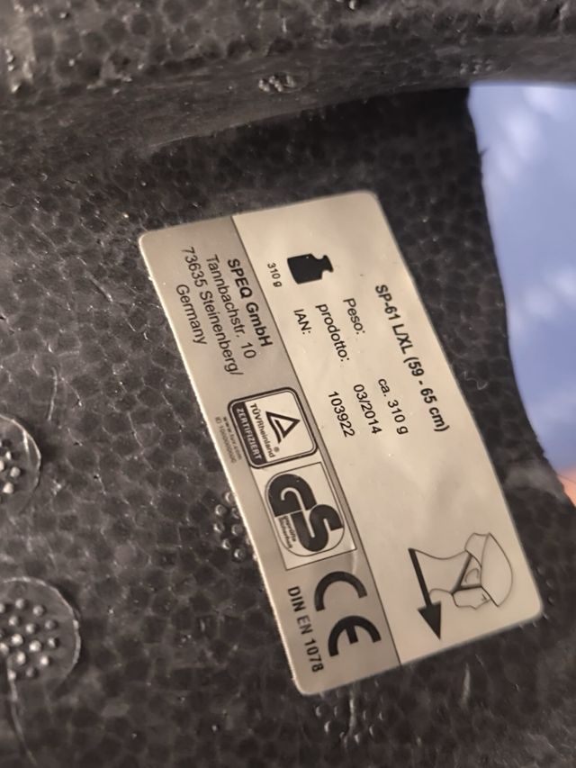 Casco de ciclismo sin estrenar