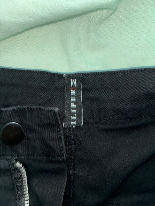 Pantalones cargo negros