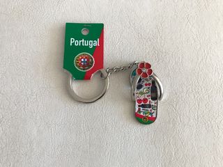 Chaveiro lembrança Óbidos sandália metal novo