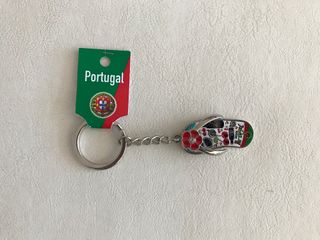 Chaveiro lembrança Óbidos sandália metal novo