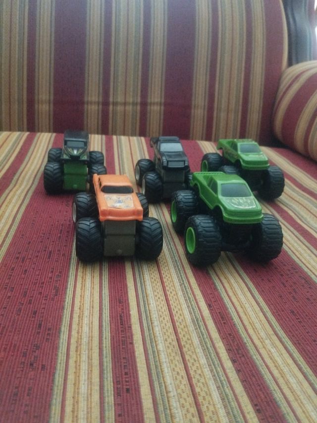 Coches Hot wheels Big foot