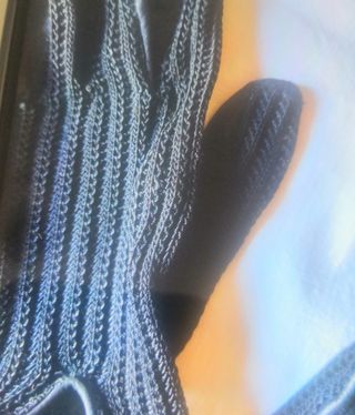 Guantes antiguos y velo