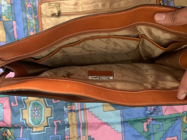 Maletin bolso marca petusco color marron