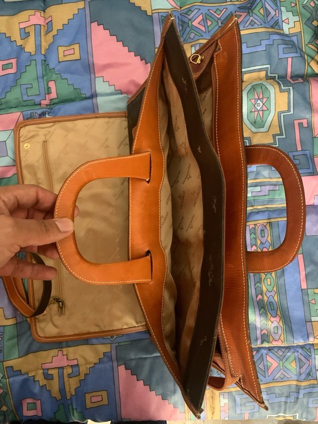 Maletin bolso marca petusco color marron