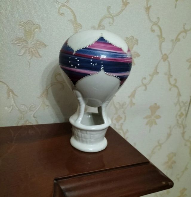 Mongolfiera in porcellana